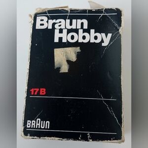 Braun Hobby 17 B Camera Flash w Booklet Box Cord Included Parts Repair Only
